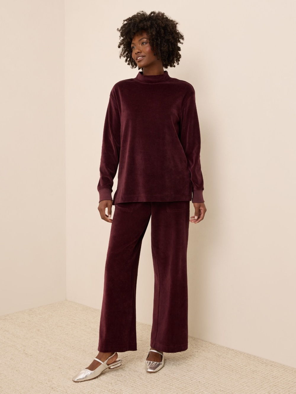 Size Small Pact organic cotton velour track suit set wide leg